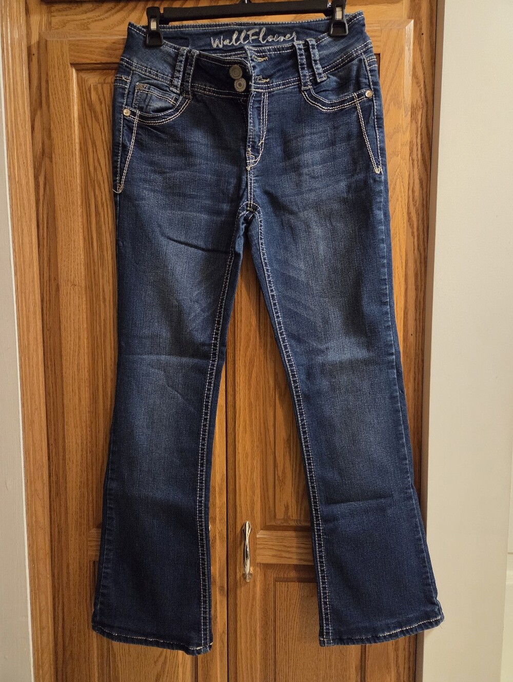 WallFlower Women's Dark Blue Bootcut Jeans Size 5